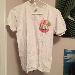 gamma phi beta lily pulitzer pocket tee